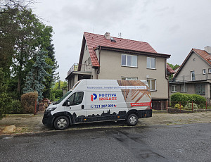 Zateplení stropu rodinného domu pomocí foukané izolace